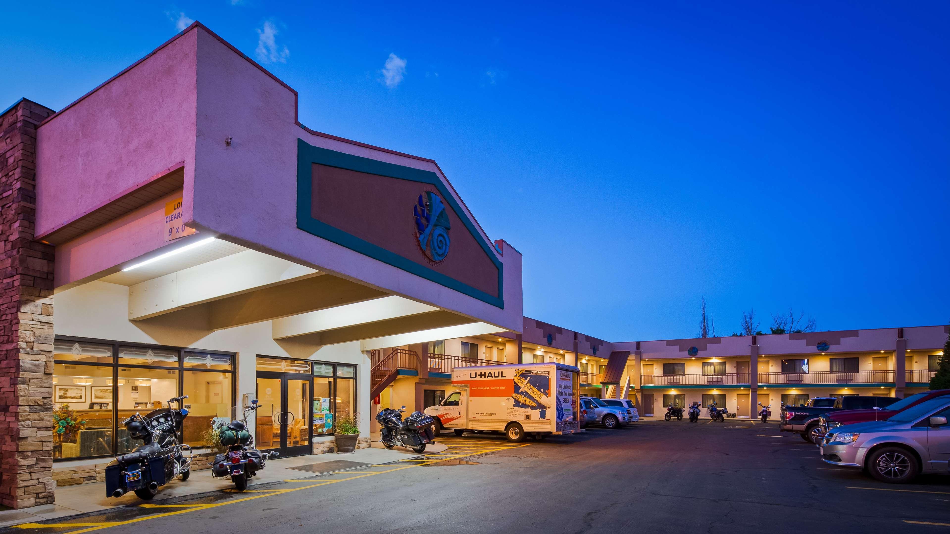 Best Western Turquoise Inn & Suites Cortez Esterno foto