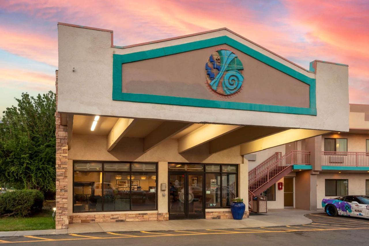 Best Western Turquoise Inn & Suites Cortez Esterno foto