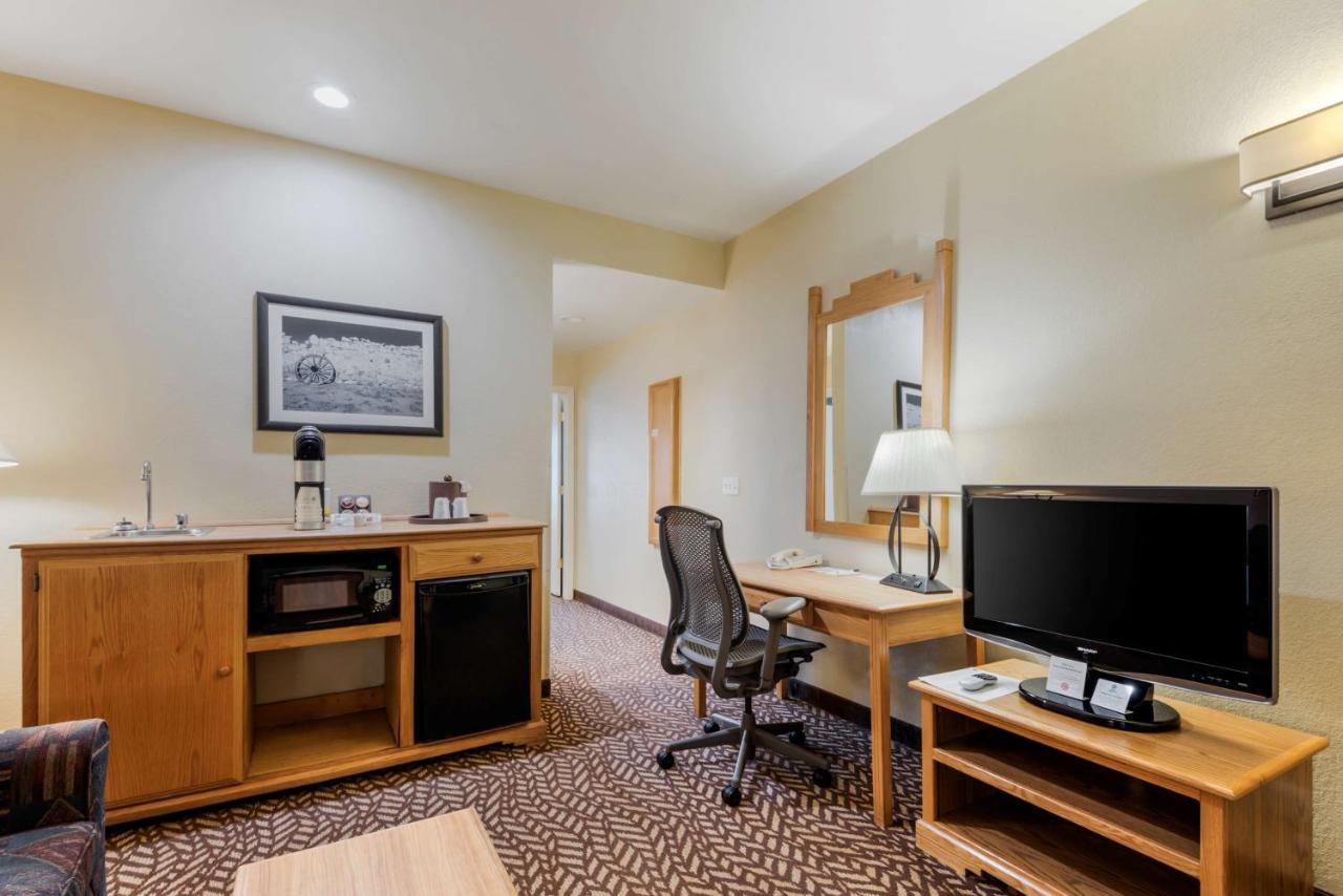 Best Western Turquoise Inn & Suites Cortez Esterno foto